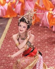 封神英雄生活照,生活照中的传奇风采